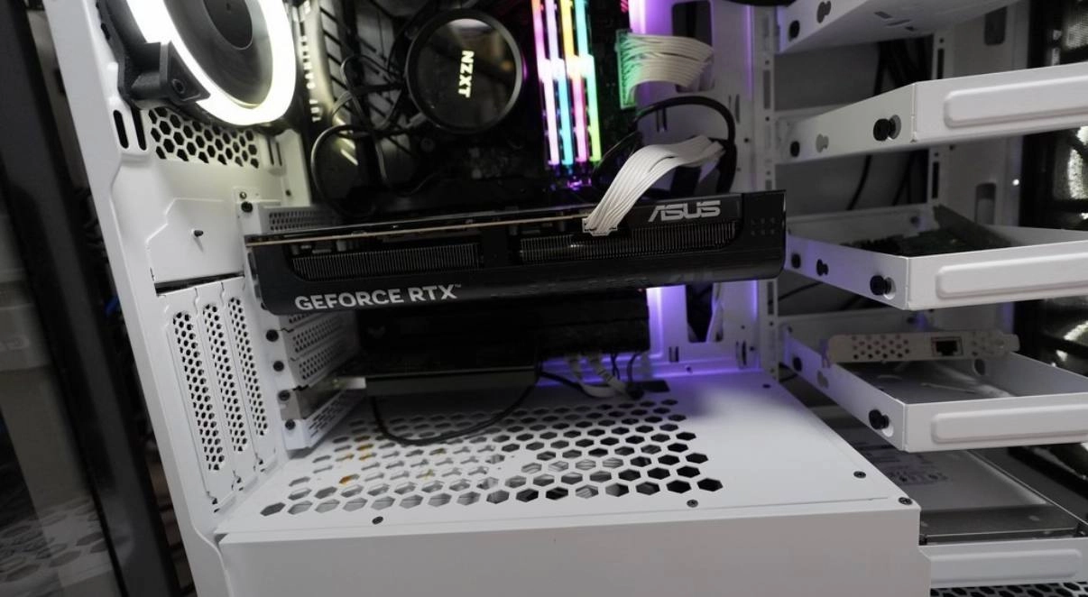 그래픽카드 ASUS PRIME RTX 5070 ti 이미지