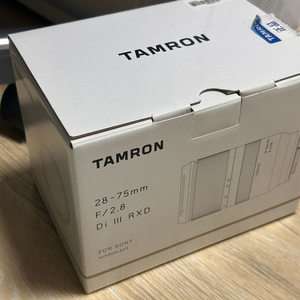탐론 28-75mm F2.8 표준 줌렌즈 이미지