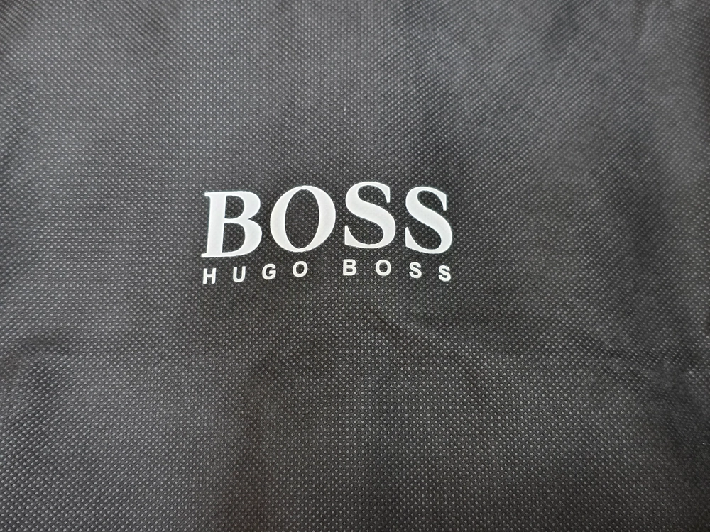 BOSS 보스 양복 커버 이미지