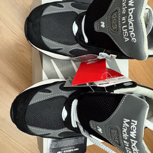 뉴발란스 993 Made in USA 블랙 그레이 이미지