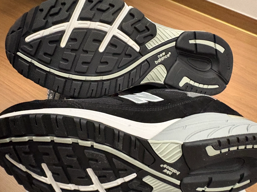 뉴발란스 993 Made in USA 블랙 그레이 이미지