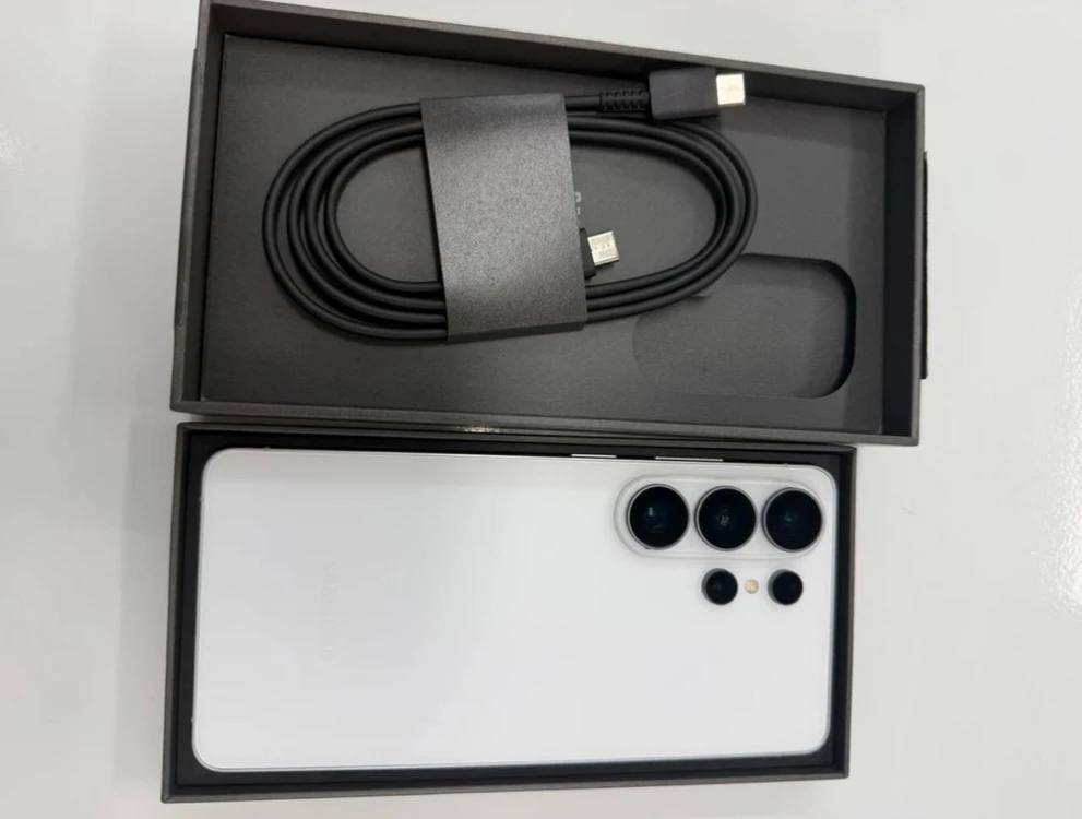 갤럭시 S26 울트라 512GB 화이트 자급제 삼케플양도 S급 - 안심되는 중고거래