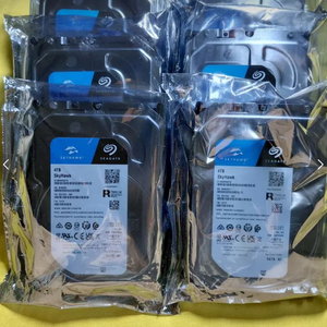 미개봉 Seagate SkyHawk HDD 4TB 5400/256M 3개 일괄 이미지