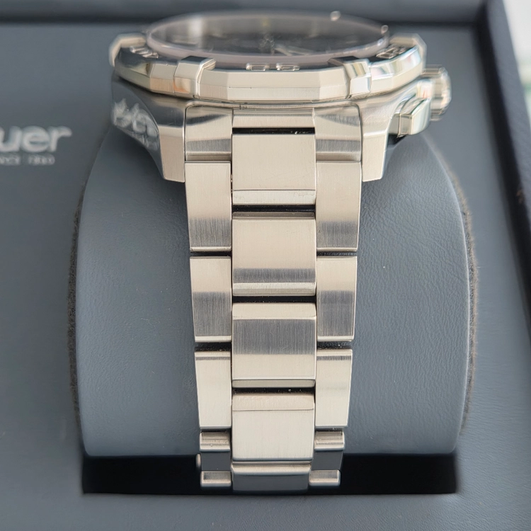 태그호이어 아쿠아레이서 크로노 43mm 검판 CAY2110(공식 오버홀) 이미지