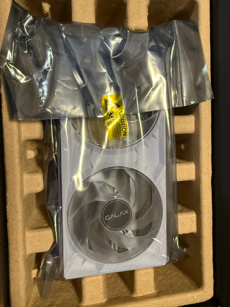 RTX 5060 그래픽카드 이미지