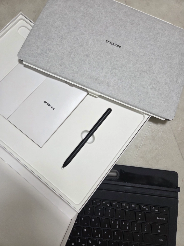 갤럭시탭 S9 울트라 256G WIFI 정품키보드 이미지
