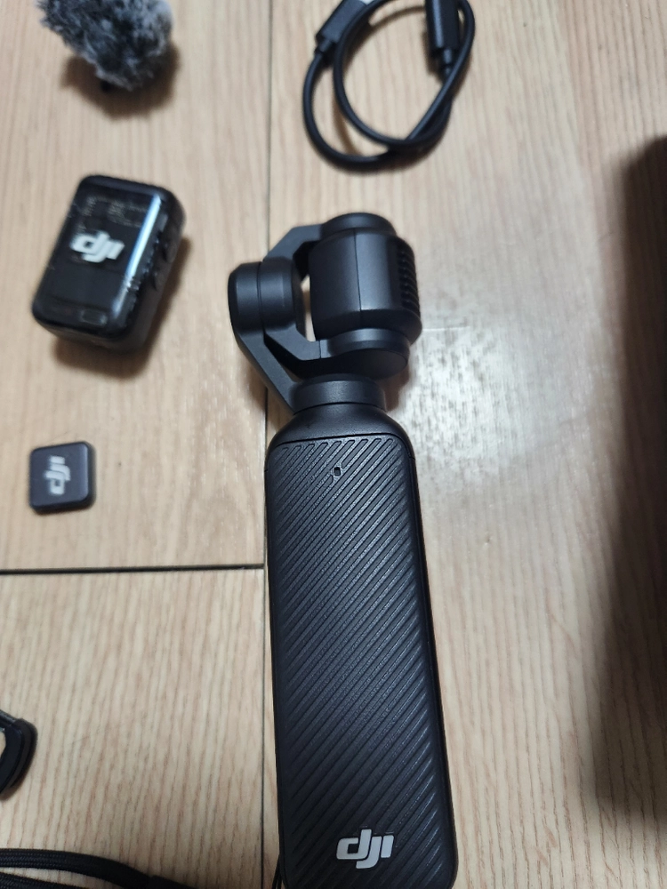 dji 오즈모 포켓3 크리에이터콤보 이미지