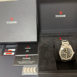 튜더 레인저 39mm 풀박스 판매합니다 이미지