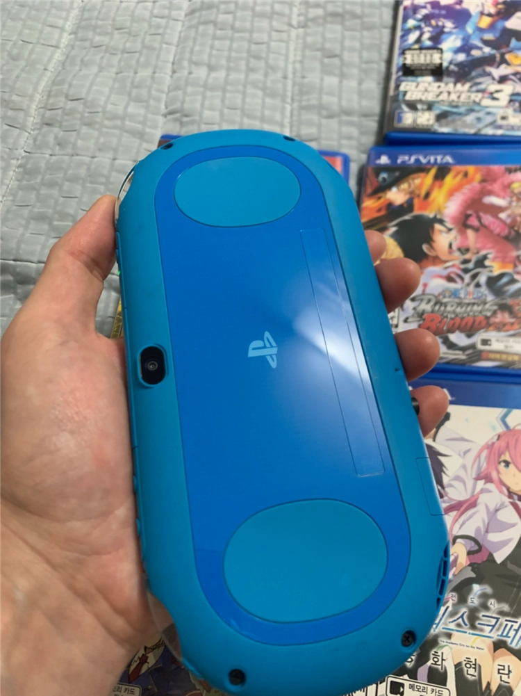 [게임 5개 포함] 소니 PS비타 PSVita 2세대 아쿠아 블루 팝니다. 이미지