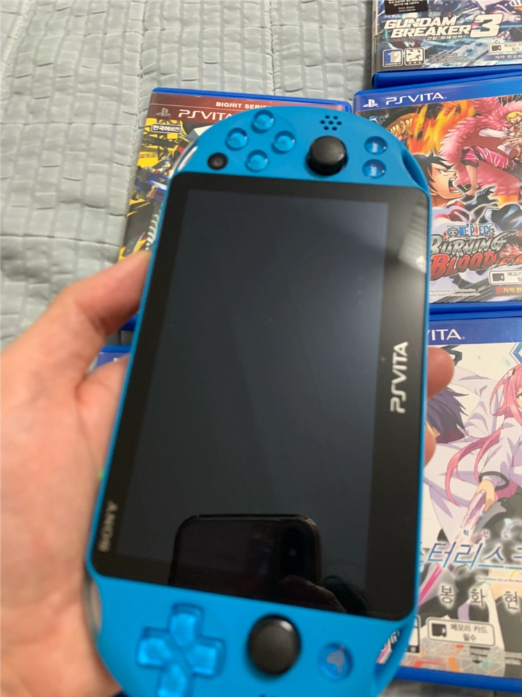 [게임 5개 포함] 소니 PS비타 PSVita 2세대 아쿠아 블루 팝니다. 이미지