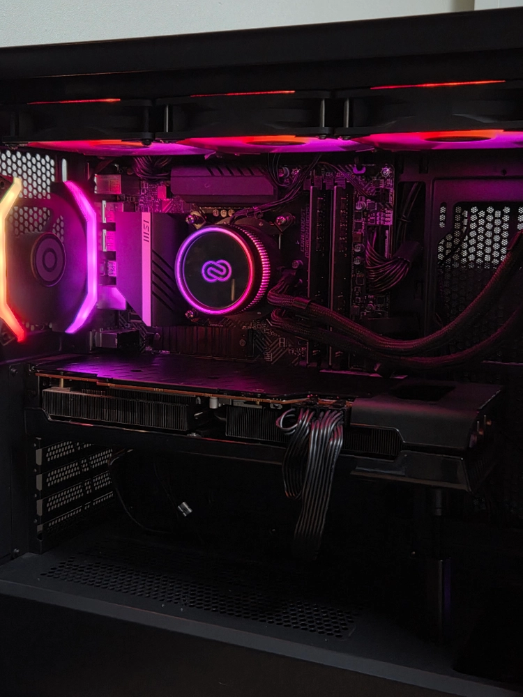 인텔 i9-13900K / rx6800xt 고사양 컴퓨터 이미지