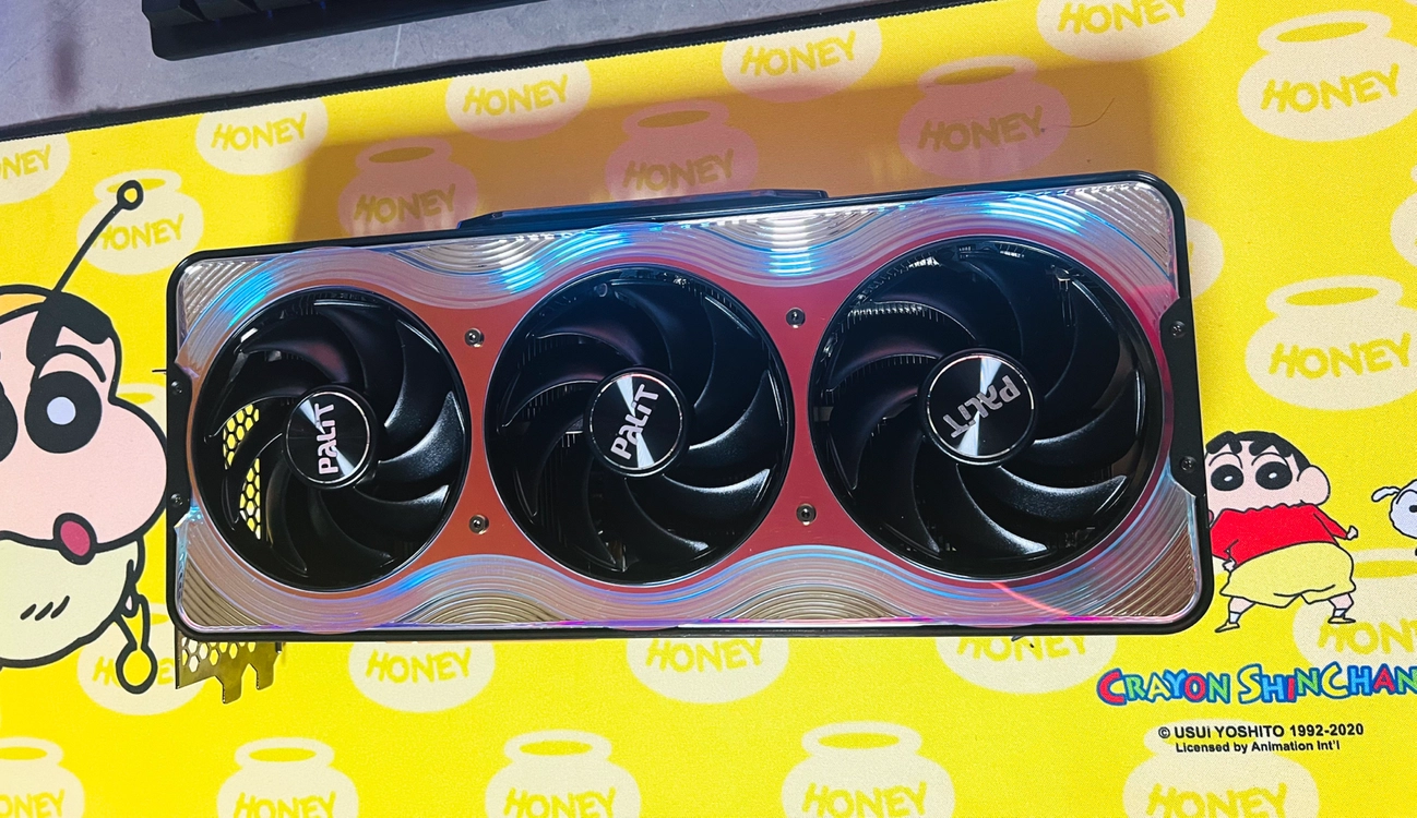 RTX 5090 슈라우드(기판O) 그래픽카드 이미지