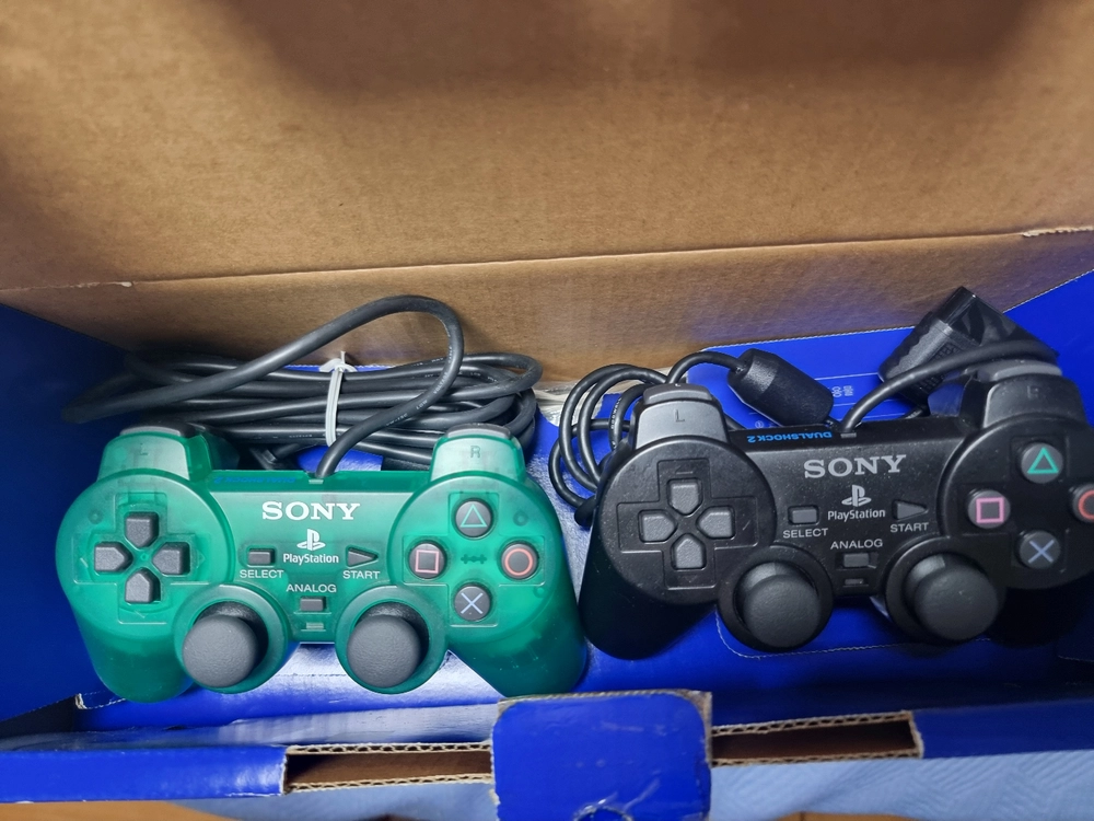 ps2 정식 발매 30005번 노개조 박스판 판매합니다 가격인하 이미지