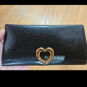 러브캣 파리 블랙 하트 장지갑 이미지