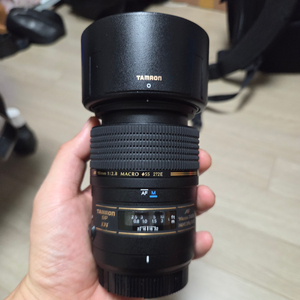 탐론 90mm F2.8 Di MACRO 렌즈 이미지