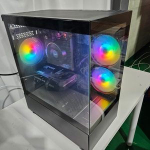 게이밍 데스크탑 RTX5050 라이젠5 16GB 512GB 이미지