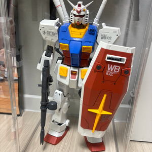 방대경 퍼스트 건담 rx78 1/35(아크릴케이스 포함) 이미지