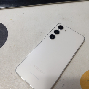 갤럭시s23 자급제 512g 무잔상 크림 이미지