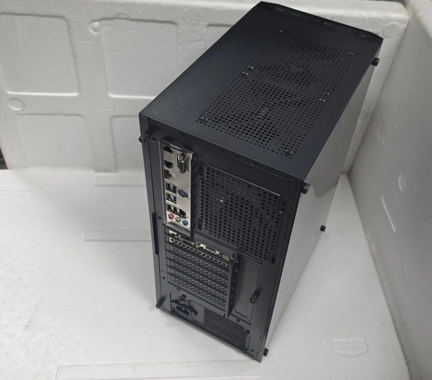 고사양 업무용 i7 32G 1660ti 500G 컴퓨터 PC 이미지
