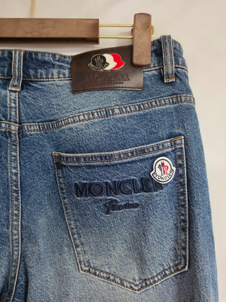 몽클레어 스트레이트 빈티지 핏 이미지