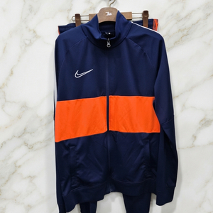 XL,105 )) NIKE 나이키 트레이닝복 세트! 네이비 색상~ 디자인도 예쁘고 깔끔해요 이미지