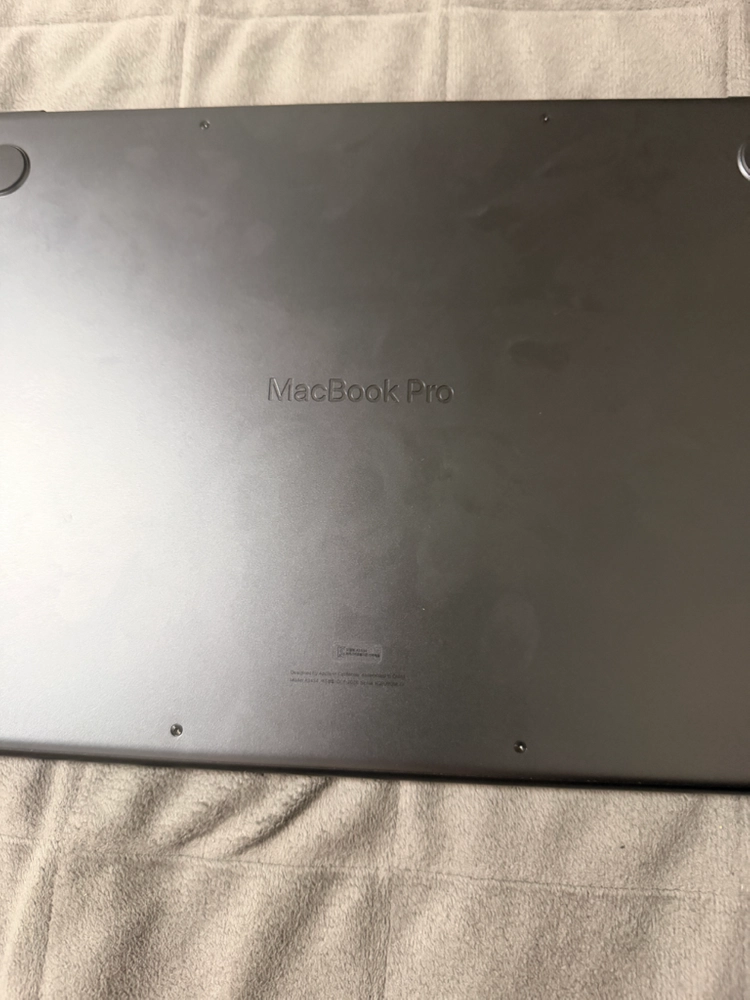 맥북 14 m5 pro 이미지