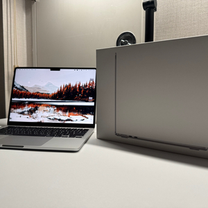 맥북에어 13인치 M5 (10코어 CPU / 10코어 GPU / 24GB RAM / 512GB SSD) 이미지