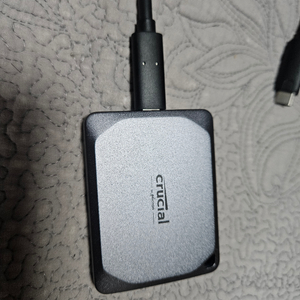 마이크론 크루셜 X9 pro 4tb 외장SSD 팝니다. 이미지