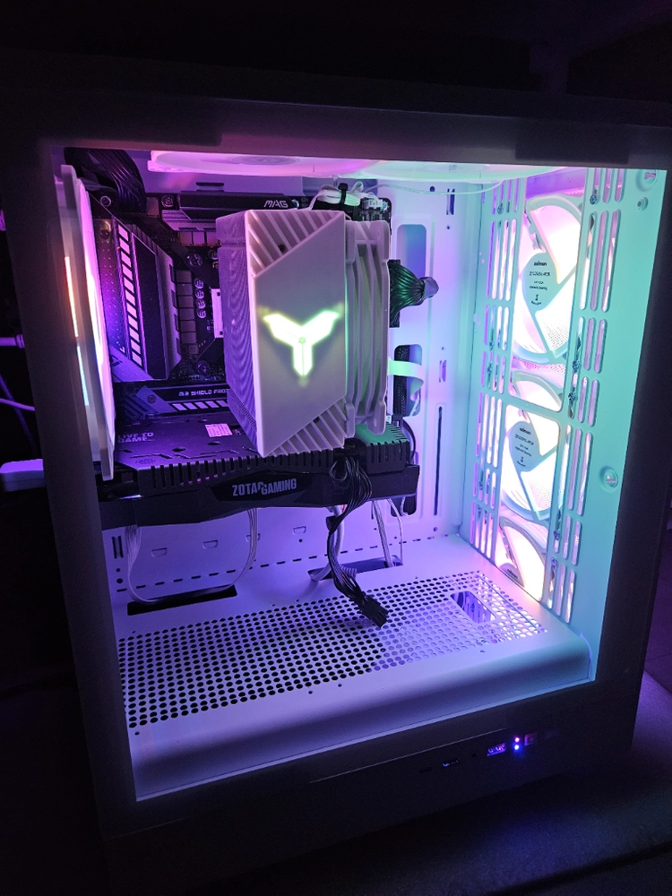 i5 10400f gtx1660super 컴퓨터 본체 이미지