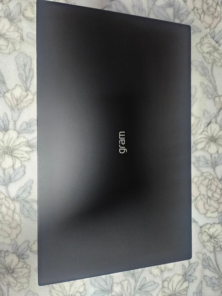 LG그램 I7-1165G7 / 16GB / 1TB 이미지