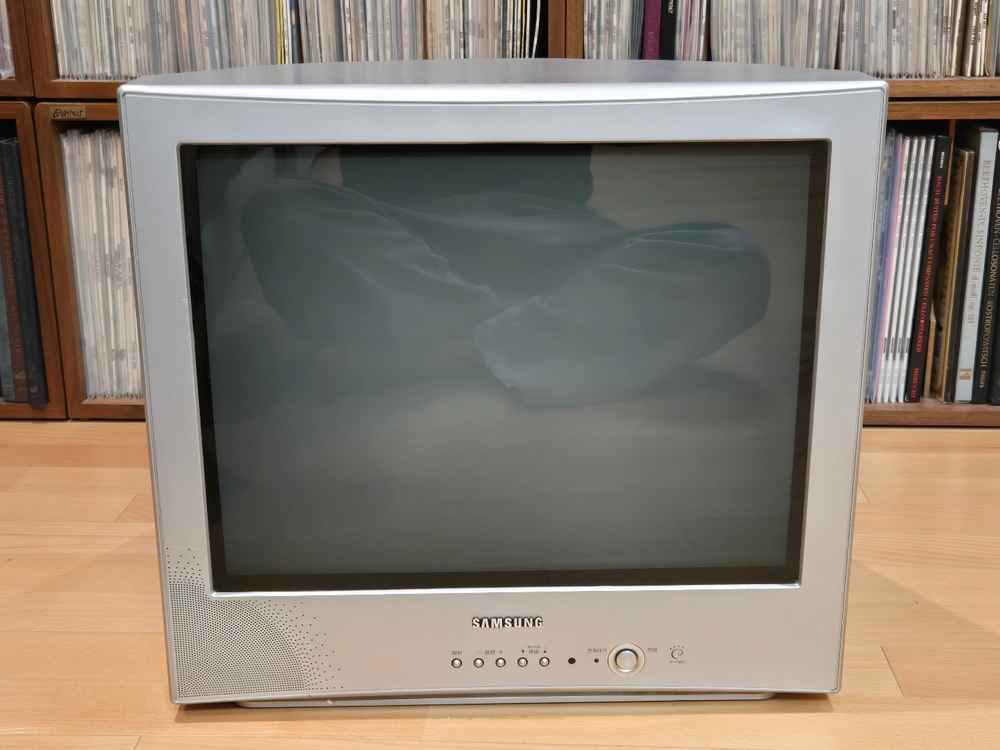 삼성전자 21인치 완전 평면 브라운관 컬러 TV CT-21K2F 티비 게임 모니터 이미지