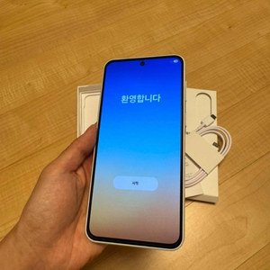 갤럭시 A37 [128GB] [어썸 화이트] 판매합니다 자급제 이미지