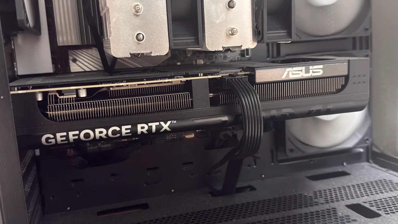 ASUS PRIME 지포스 RTX 5070 OC D7 12GB - 안심되는 중고거래