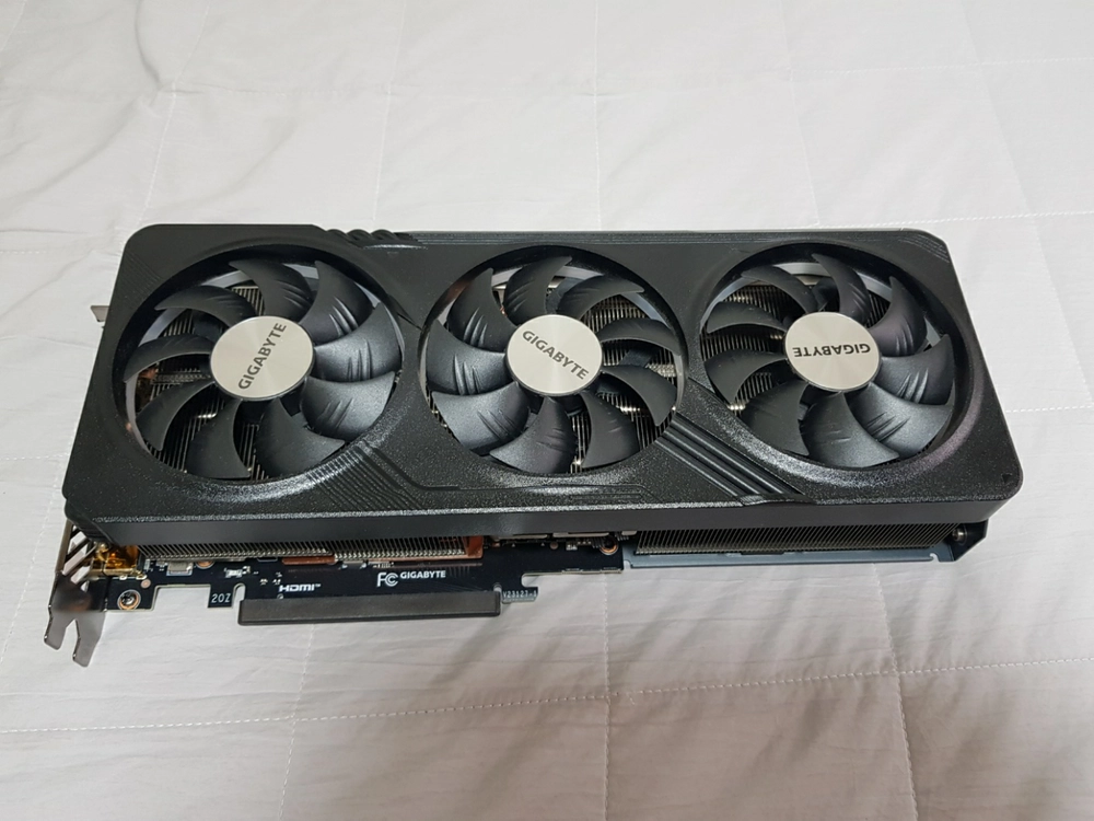 기가바이트 RTX 4070 SUPER GAMING OC 12GB 미사용 제품 박스 없음 - 안심되는 중고거래