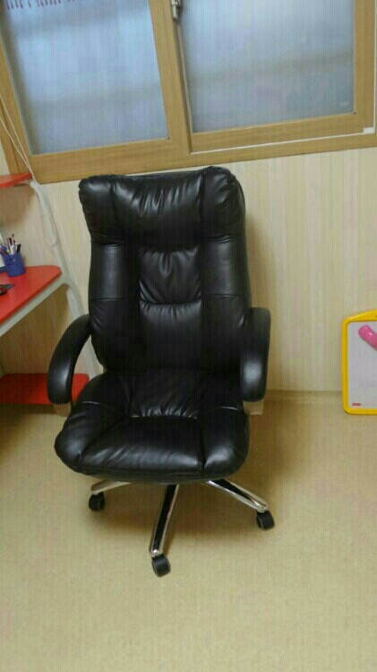 의자 대신 팔아주는건데 얼마안썼고 20주고산고라네 이미지