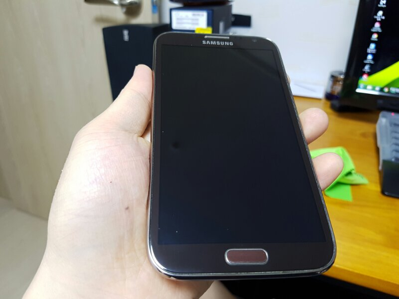 대구 LG노트2  브라운색 단품 판매 합니다 이미지