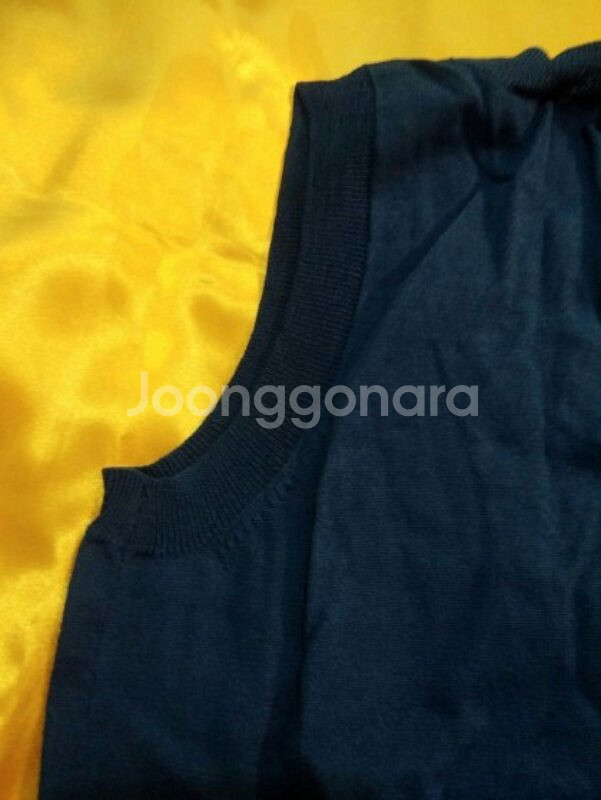 앤클라인 딥블루 목걸이 레이어드 민소매 니트 66--2