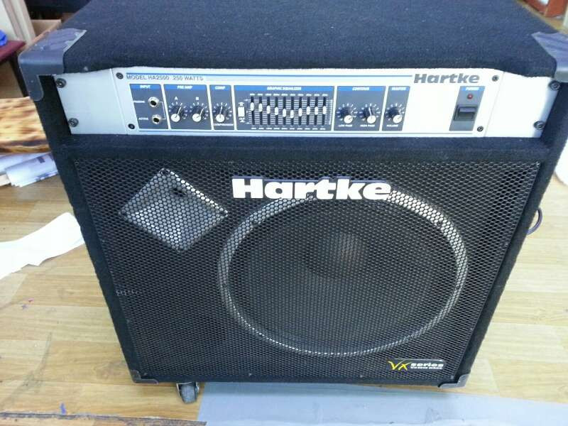 베이스엠프 하케 250 W 이미지