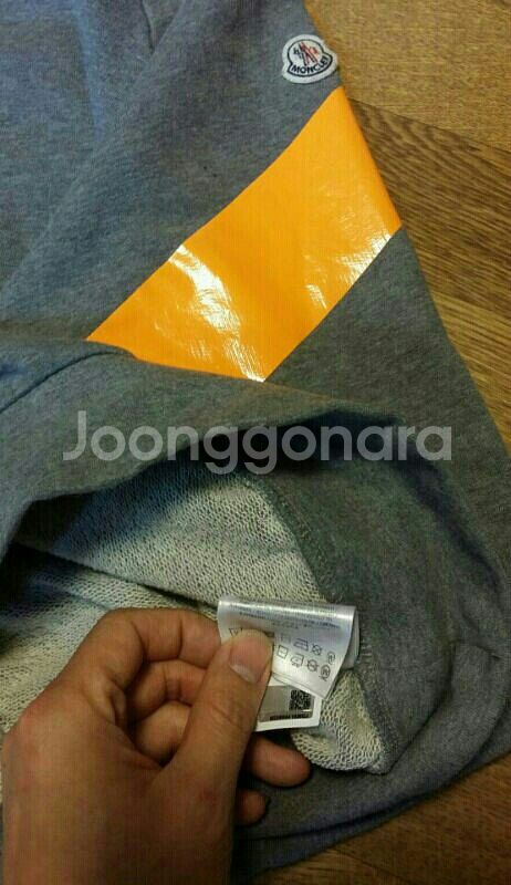 몽클레어 완장로고--2
