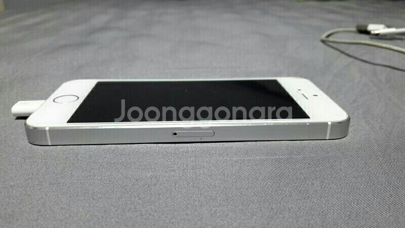 아이폰5s  16g    21만 사진확인필--6
