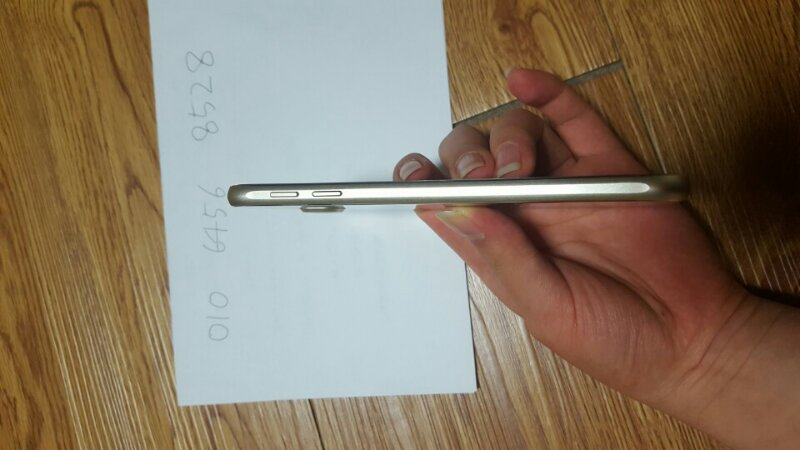 갤럭시s6 64GB 골드 한달미만사용 팝니다.--5