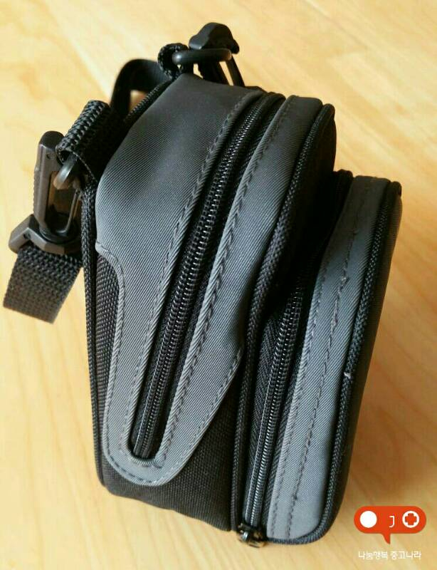 샘소나이트 미니가방 이미지