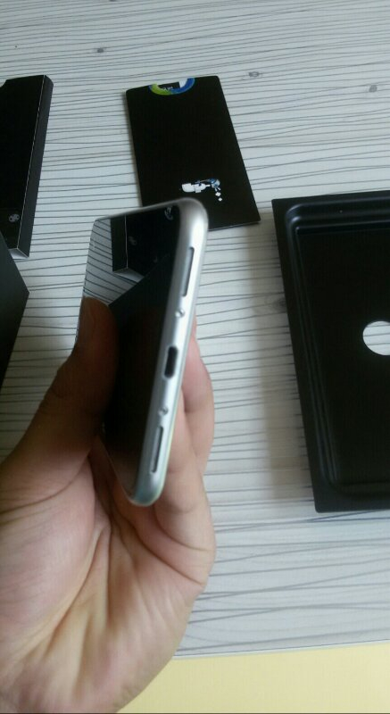 루나폰 팝니다 박스풀skt 이미지