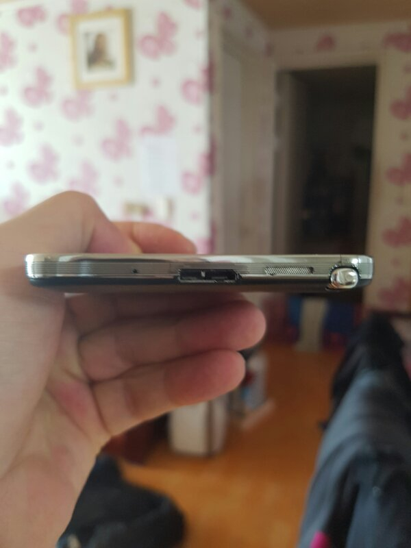 LG U+ 갤럭시 노트3  블랙 팝니다.--1