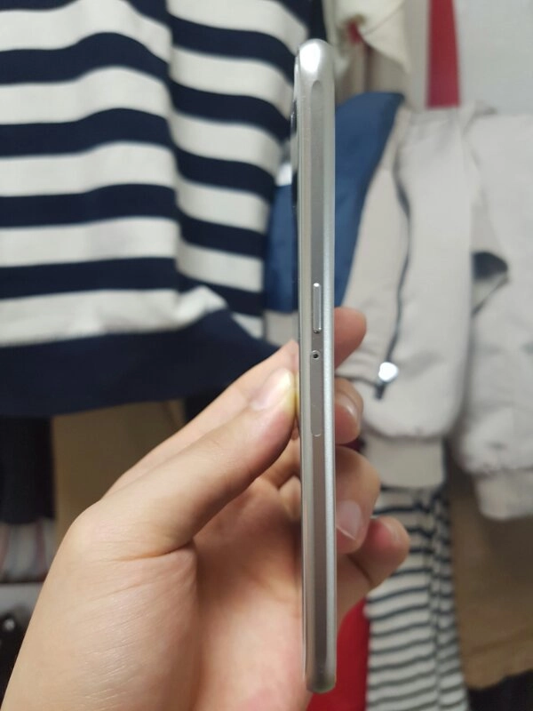 LG U+ 갤럭시S6 화이트 32기가 판매합니다. 이미지