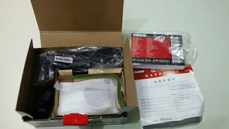 카시오EX-ZR1000 카메라 13만원에 팔아요--4