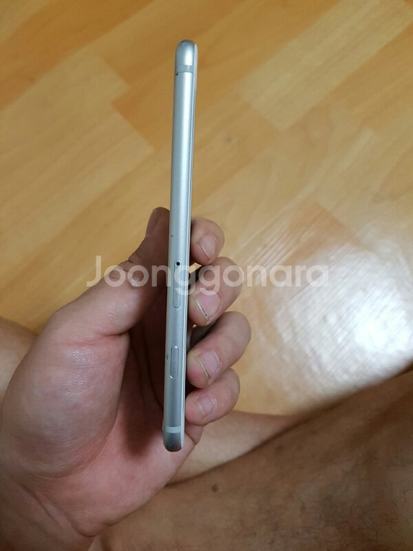 아이폰6 실버64기가 판매합니다--1