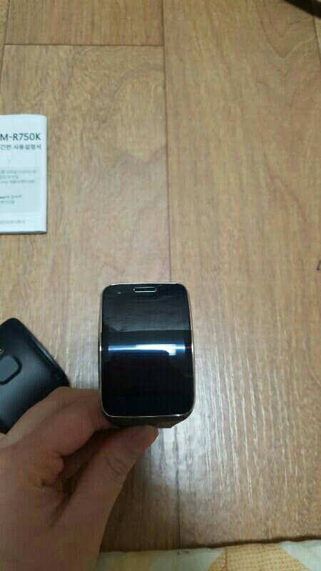 갤럭시기어s 스마트워치 이미지