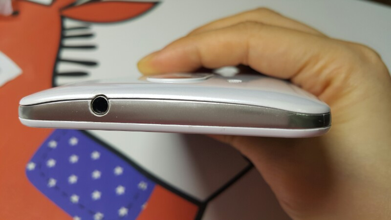 SKT 베티아 화이트 팝니다. 이미지