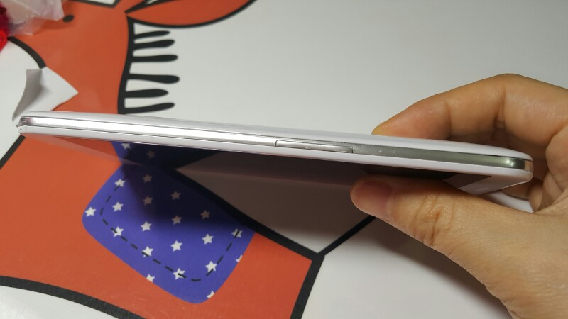 SKT 베티아 화이트 팝니다. 이미지